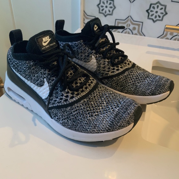 Nike Air Max Thea Ultra Flyknit size 8